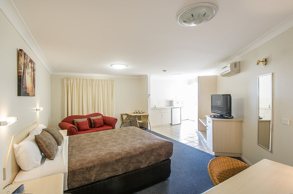 Tuckerbox Motor Inn Gundagai Buitenkant foto