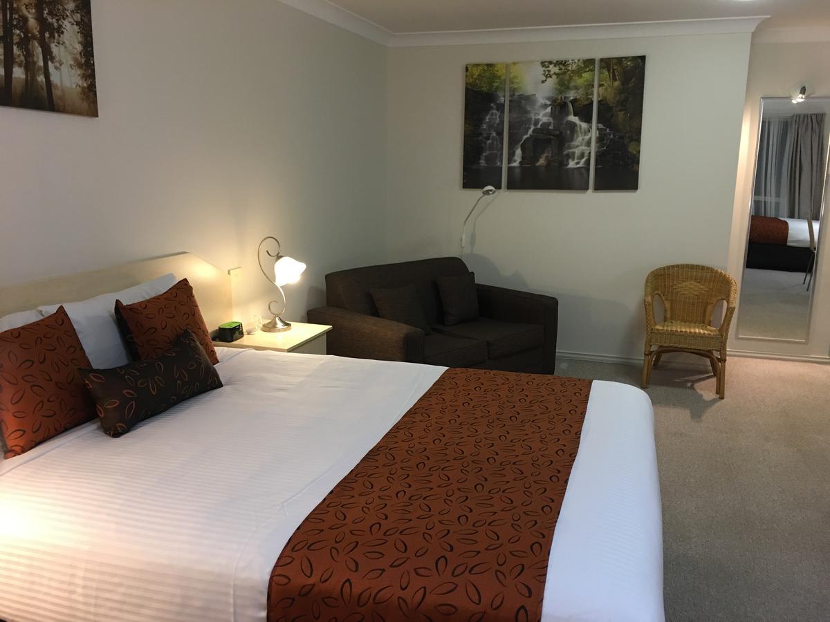 Tuckerbox Motor Inn Gundagai Buitenkant foto